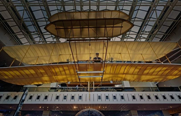Ngắm nh&igrave;n những cỗ m&aacute;y bay lịch sử tại Smithsonian