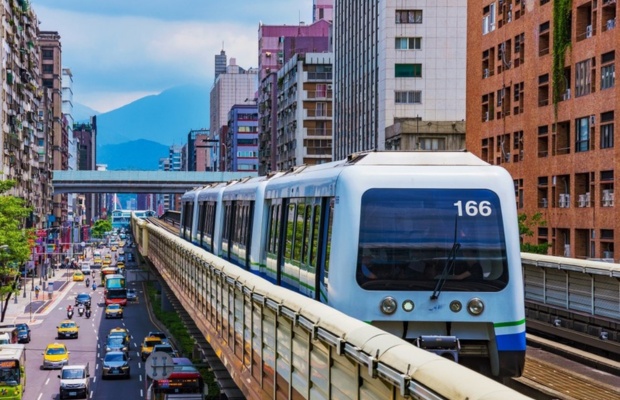 Hệ thống MRT v&agrave; xe bu&yacute;t tại Đ&agrave;i Bắc