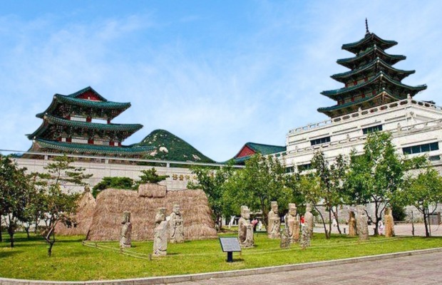  Khu vườn th&aacute;p đ&aacute; Pagoda Garden tại Bảo t&agrave;ng Quốc gia H&agrave;n Quốc