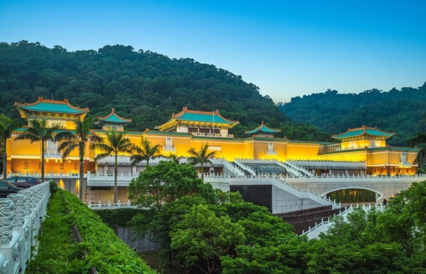 Bảo t&agrave;ng Cố Cung &ndash; điểm tham quan dễ kết hợp c&ugrave;ng Sĩ L&acirc;m. 