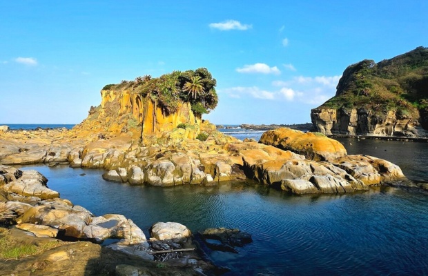 C&aacute;c khối đ&aacute; địa chất đặc trưng tại Heping Island Geopark.&nbsp;