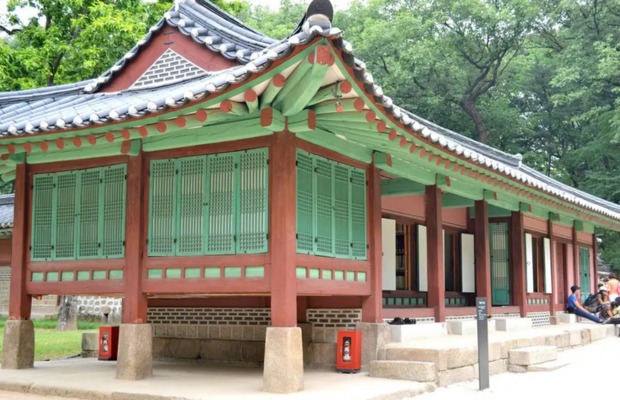 Di t&iacute;ch đền Gongminwang trong đền thờ Jongmyo