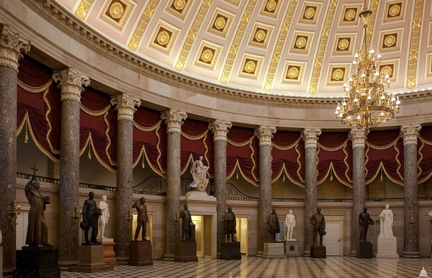 Vẻ đẹp vượt thời gian trong kiến tr&uacute;c của điện Capitol Mỹ