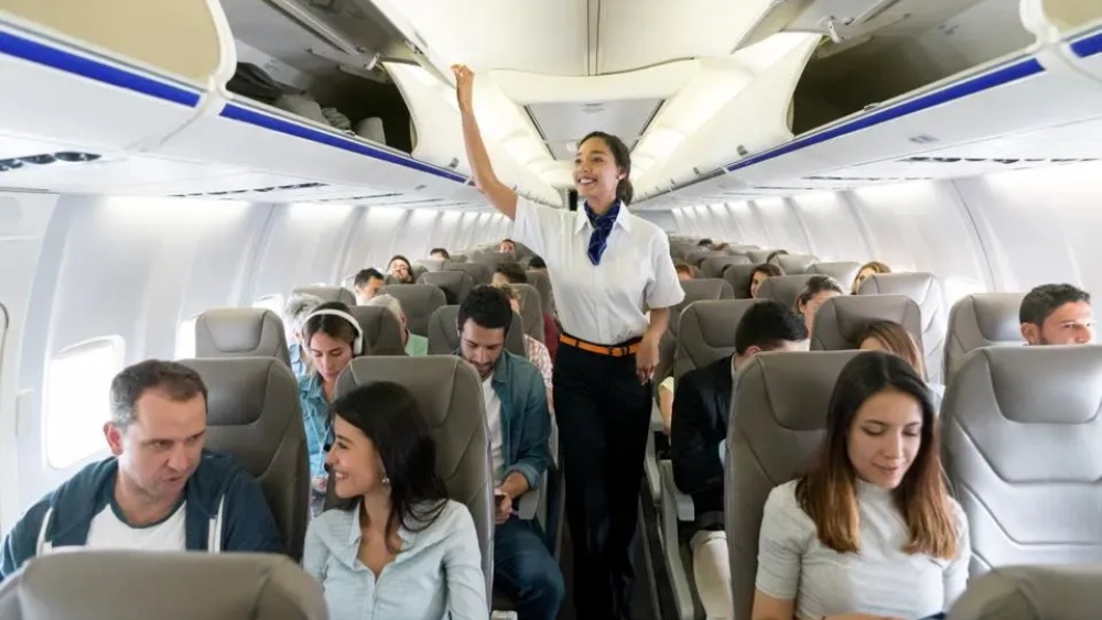 Kỹ năng an toàn khi có tình huống khẩn cấp trên máy bay: Những điều hành khách cần biết