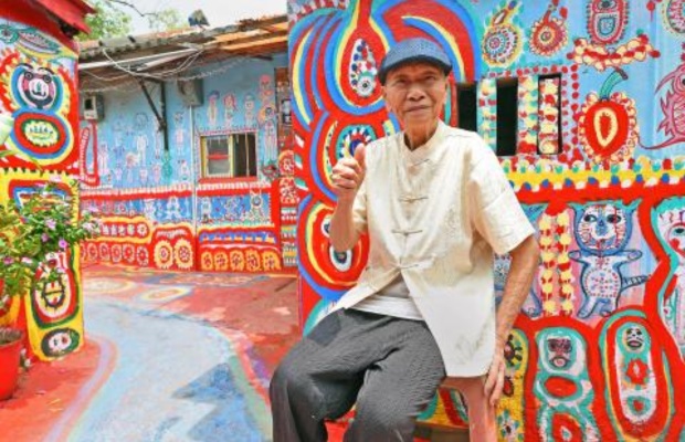 &Ocirc;ng Huang Yung-Fu &ndash; người tạo n&ecirc;n Rainbow Village.