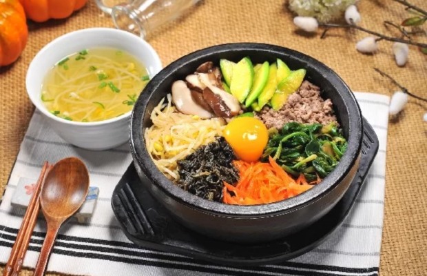 Ẩm thực truyền thống tại l&agrave;ng cổ Eunpyeong Hanok Seoul