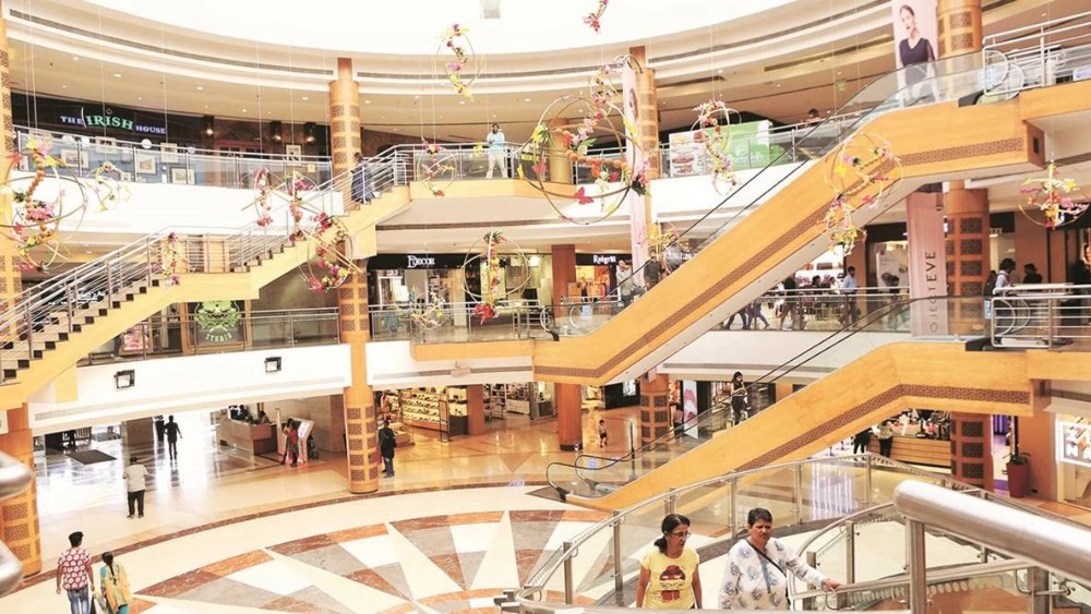 Hệ thống outlet tại Mỹ với h&agrave;ng trăm thương hiệu lớn 