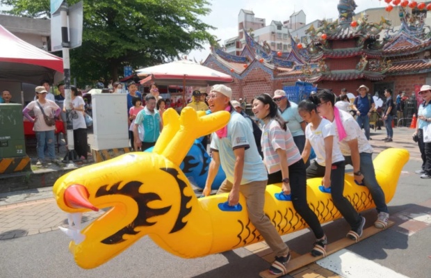 Lễ hội guốc gỗ l&agrave; n&eacute;t văn h&oacute;a độc đ&aacute;o chỉ c&oacute; tại Nantun.