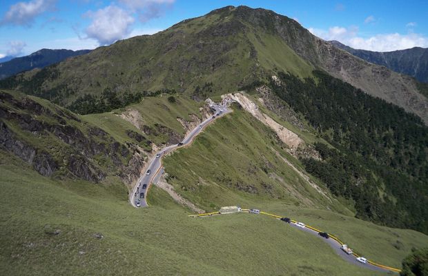 Wuling Pass &ndash; điểm cao nhất c&oacute; thể đến bằng &ocirc; t&ocirc; tại Đ&agrave;i Loan