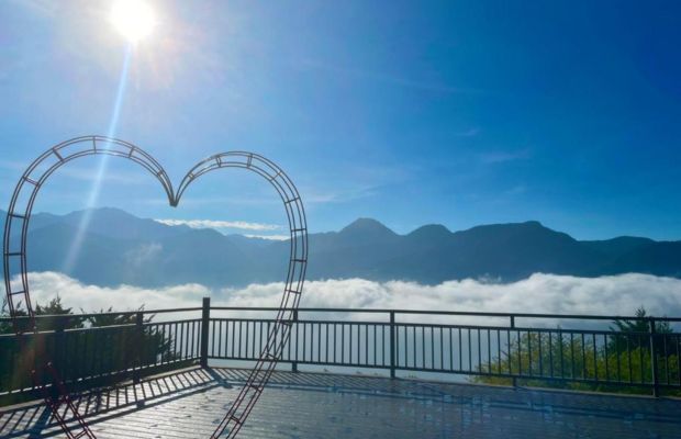 Khu lưu tr&uacute; gần Hehuanshan với view n&uacute;i đẹp