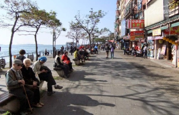 Dạo bộ ven s&ocirc;ng l&agrave; trải nghiệm kh&ocirc;ng thể bỏ lỡ ở Tamsui