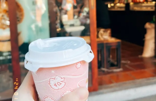 G&oacute;c c&agrave; ph&ecirc; y&ecirc;n tĩnh tại phố cổ 