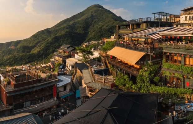 Khung cảnh b&igrave;nh y&ecirc;n tại l&agrave;ng cổ Thập Phần Shifen ở T&acirc;n Bắc