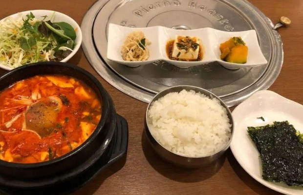 Insadong Gaeseong Mandu