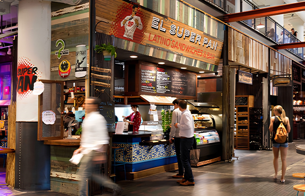 C&aacute;c quầy h&agrave;ng ẩm thực phong ph&uacute; tại Central Food Hall