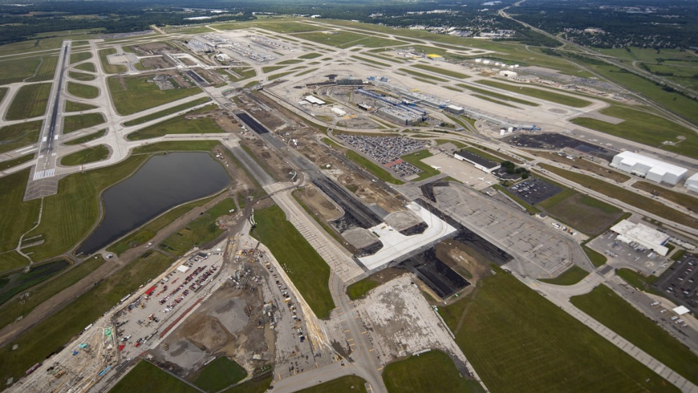 s&acirc;n bay quốc tế Detroit