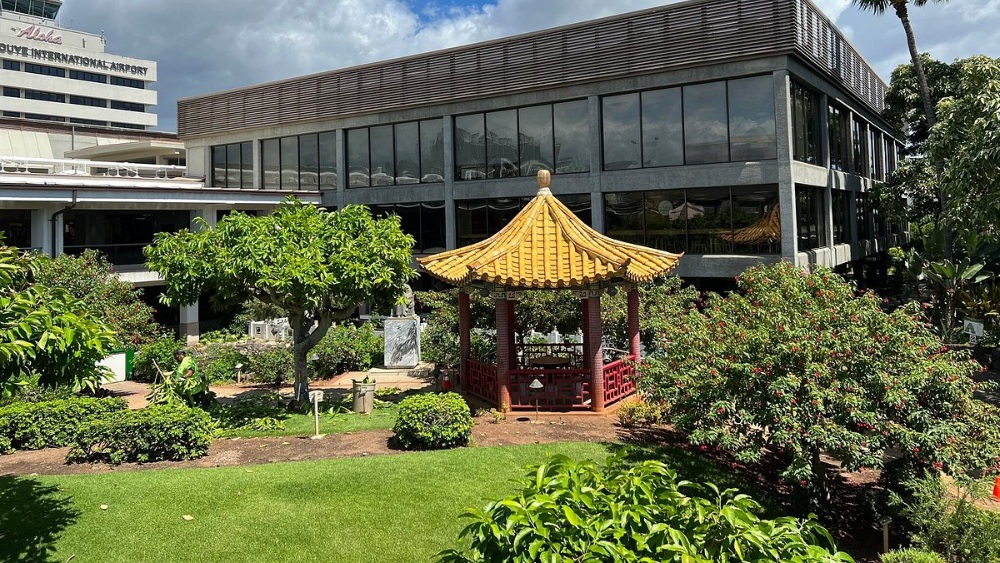 Garden Court &ndash; khu vườn nhiệt đới độc đ&aacute;o b&ecirc;n trong s&acirc;n bay quốc tế Honolulu