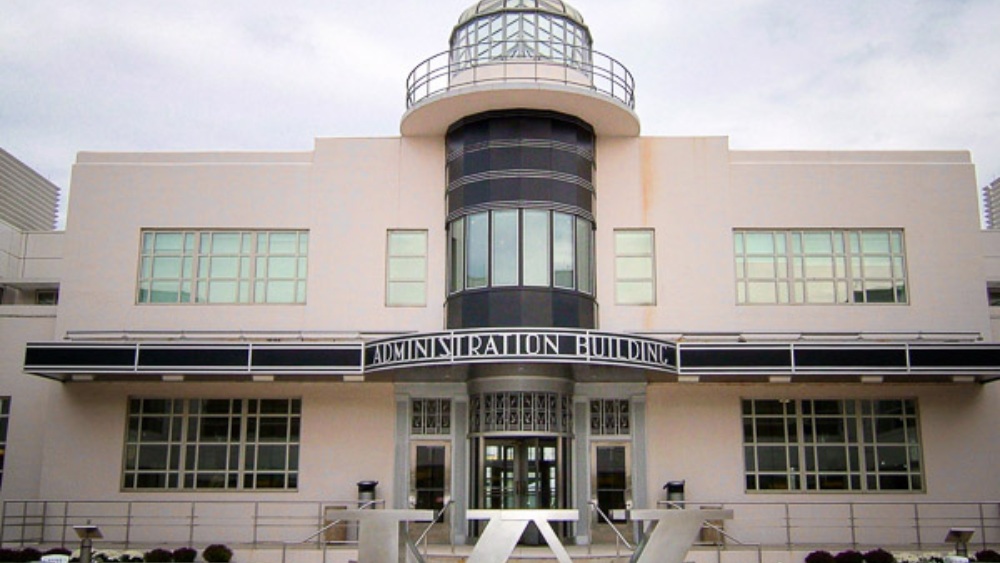 Nh&agrave; quản l&yacute; cổ Art Deco Building One