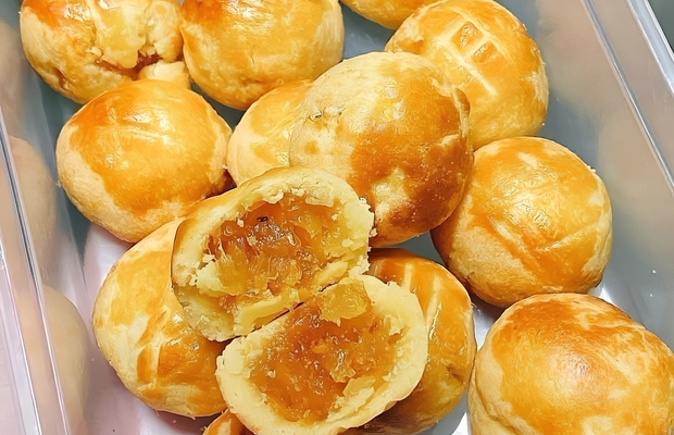 Hộp b&aacute;nh dứa Đ&agrave;i Loan ch&iacute;nh h&atilde;ng thương hiệu Chia Te&nbsp;