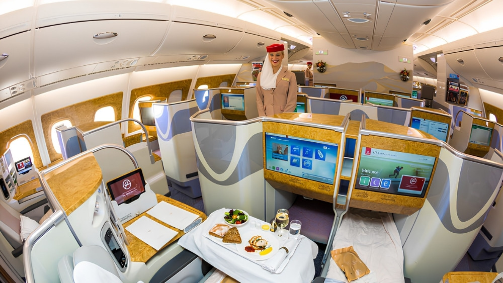 Kh&ocirc;ng gian khoang h&agrave;nh kh&aacute;ch cao cấp tr&ecirc;n c&aacute;c chuyến bay đường d&agrave;i