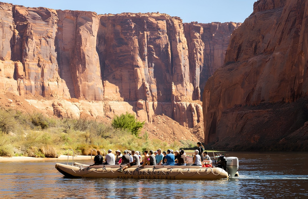 Sự kết hợp lịch tr&igrave;nh ho&agrave;n hảo giữa Horseshoe Bend v&agrave; Antelope Canyon
