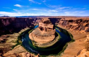 Cẩm Nang Du Lịch Horseshoe Bend: Khám Phá Khúc Quanh Móng Ngựa Kỳ Vĩ