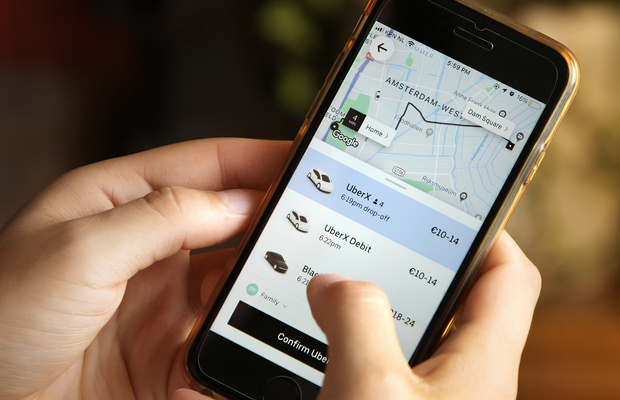 N&ecirc;n chọn phương tiện di chuyển Uber hoặc Lyft nếu bạn l&agrave; người mới (Nguồn: Internet)