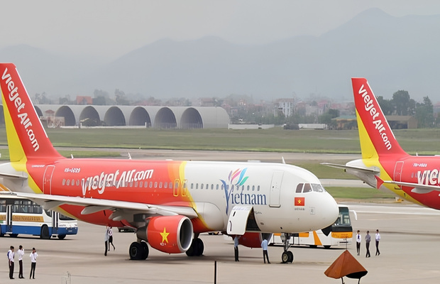 Vietjet Air với mức gi&aacute; cạnh tranh l&agrave; lựa chọn "quốc d&acirc;n" cho c&aacute;c bạn trẻ th&iacute;ch x&ecirc; dịch