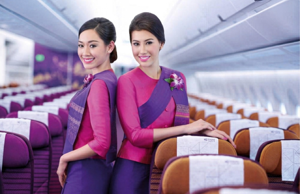 Thai Airways nổi tiếng với dịch vụ tận t&acirc;m v&agrave; những suất ăn đậm đ&agrave; bản sắc Th&aacute;i Lan