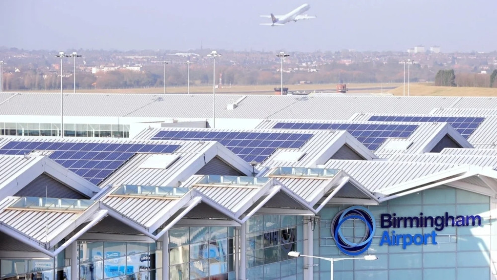  S&acirc;n bay quốc tế Birmingham l&agrave; cửa ng&otilde; giao th&ocirc;ng bận rộn của v&ugrave;ng West Midlands
