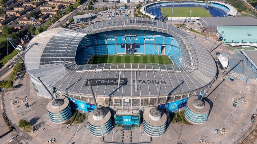 s&acirc;n vận động Etihad Stadium
