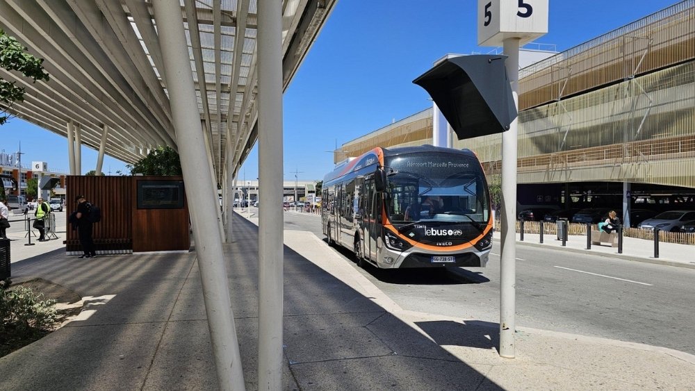 C&aacute;ch di chuyển khi đến s&acirc;n bay Marseille Prrovence