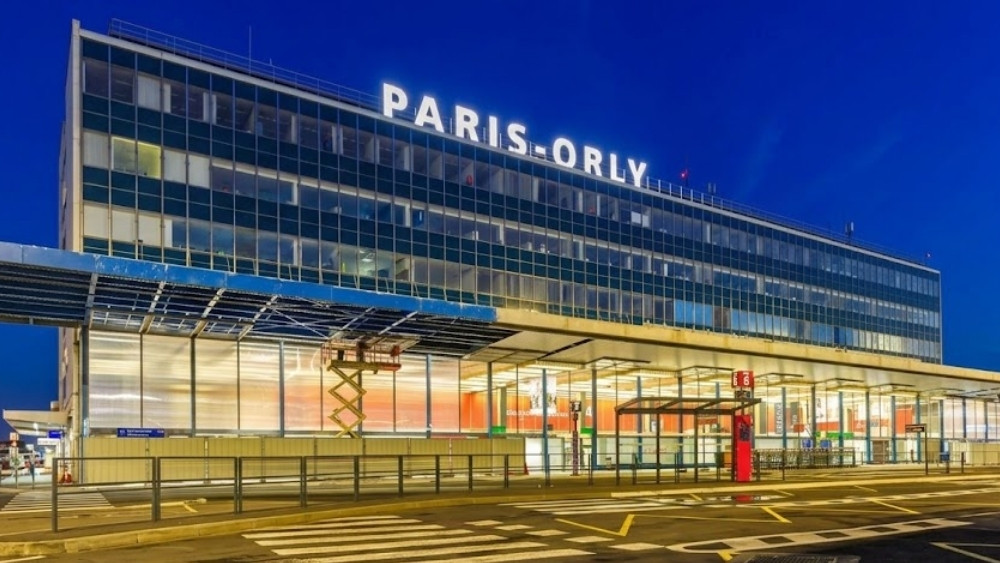 To&agrave;n cảnh kiến tr&uacute;c nh&agrave; ga s&acirc;n bay Orly