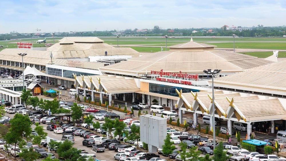  To&agrave;n cảnh nh&agrave; ga s&acirc;n bay quốc tế Chiang Mai hiện đại