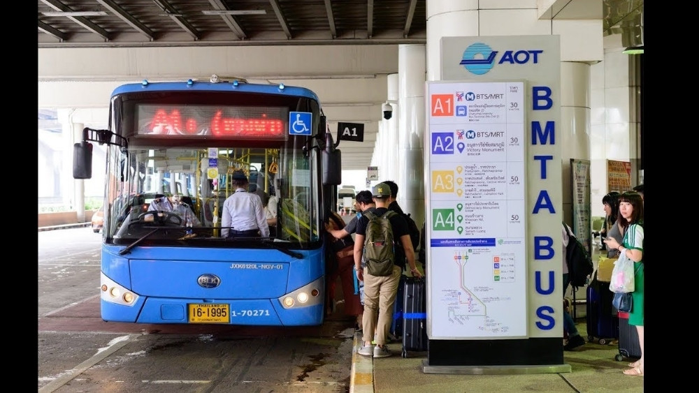 Xe bus s&acirc;n bay Đ&ocirc;n Mường về trung t&acirc;m Bangkok
