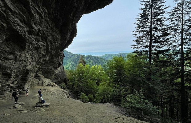 Những cung đường hiking đầy thử th&aacute;ch cho trekker