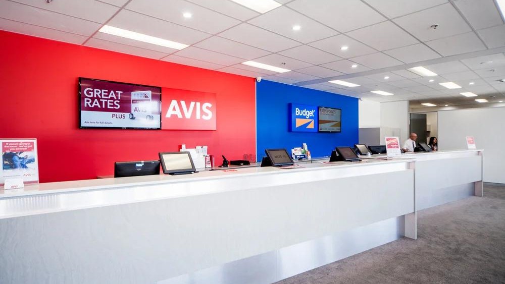 Quầy thu&ecirc; xe tại s&acirc;n bay Canberra
