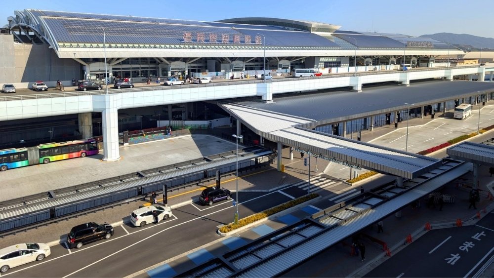 Khu vực nh&agrave; ga quốc tế s&acirc;n bay Fukuoka