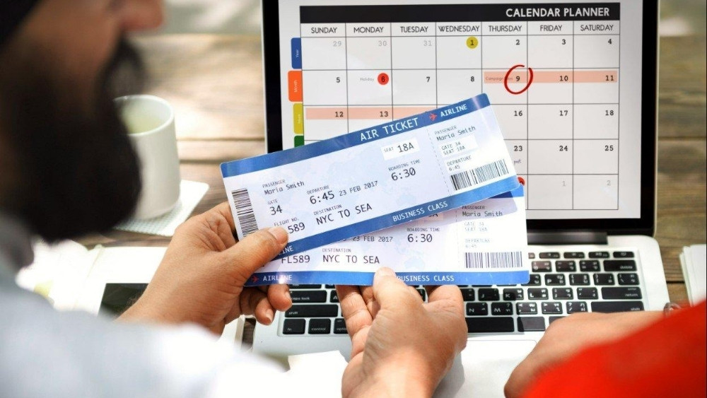 Đặt v&eacute; m&aacute;y bay online