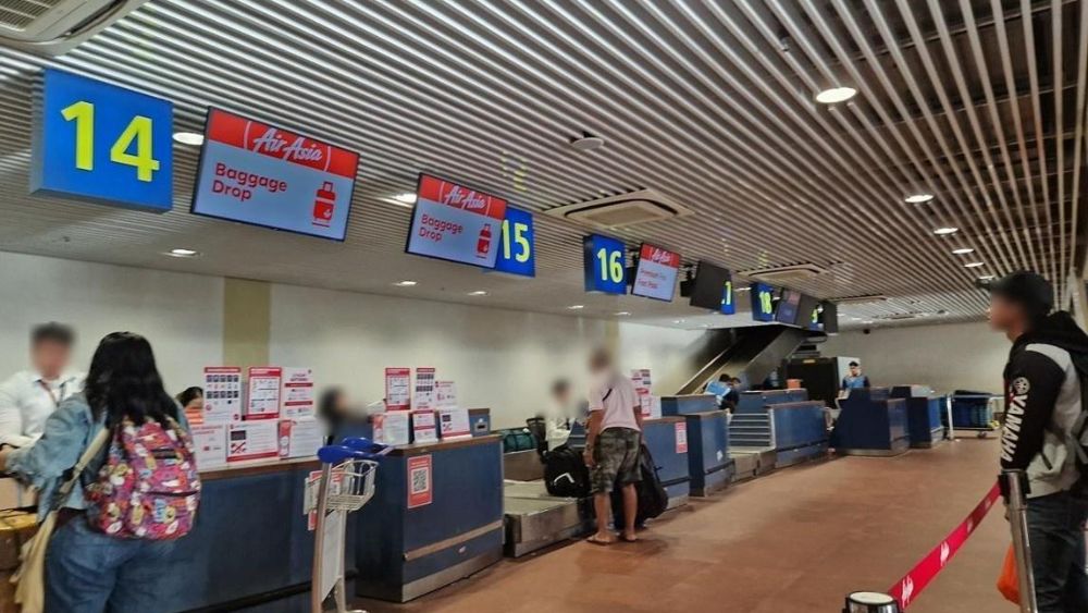 mua h&agrave;nh l&yacute; k&yacute; gửi AirAsia
