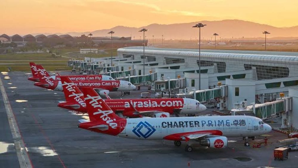 AirAsia Vietnam v&agrave; đội bay AirAsia