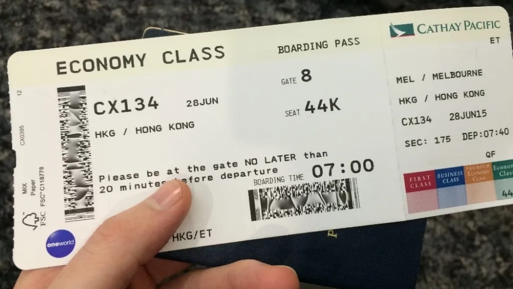 Hạng v&eacute; Phổ th&ocirc;ng l&agrave; một sự lựa chọn tiết kiệm khi chọn v&eacute; m&aacute;y bay Cathay Pacific