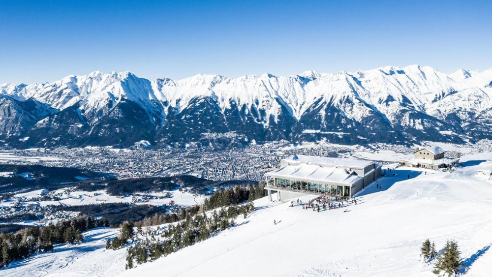 Innsbruck m&ugrave;a đ&ocirc;ng phủ tuyết   (Nguồn: Internet)