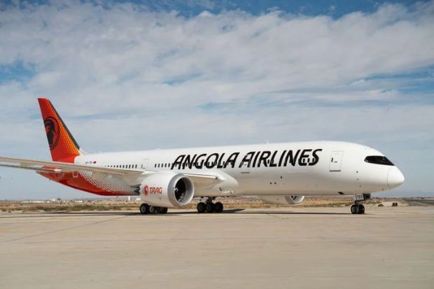Máy bay Boeing 787-9 Dreamliner của TAAG Angola Airlines trên hành trình bay Máy bay Boeing 787-9 Dreamliner của TAAG Angola Airlines trên hành trình bay